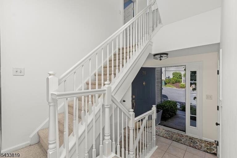 Property listing MLS 4035153 photo 4