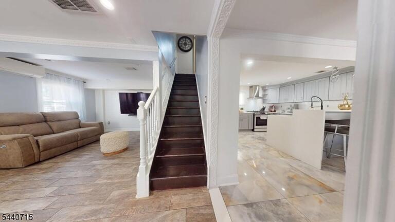 Property listing MLS 4035293 photo 7