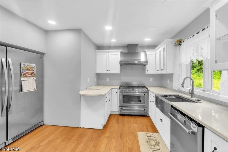 Property listing MLS 4035994 photo 11