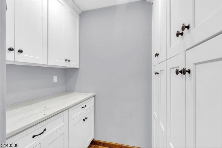 Property listing MLS 4035994 photo 17