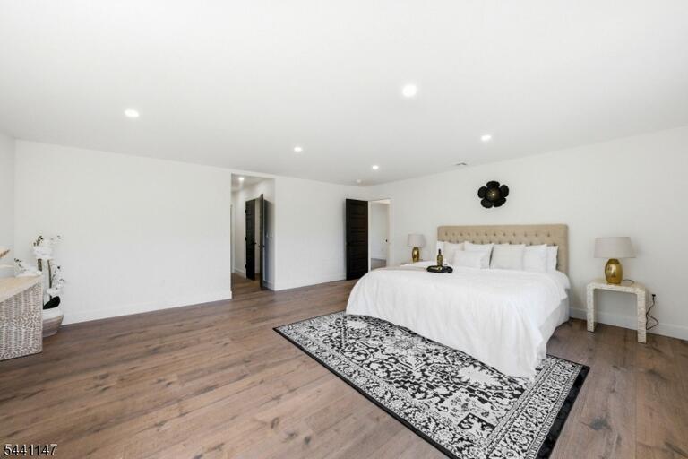 Property listing MLS 4036541 photo 32