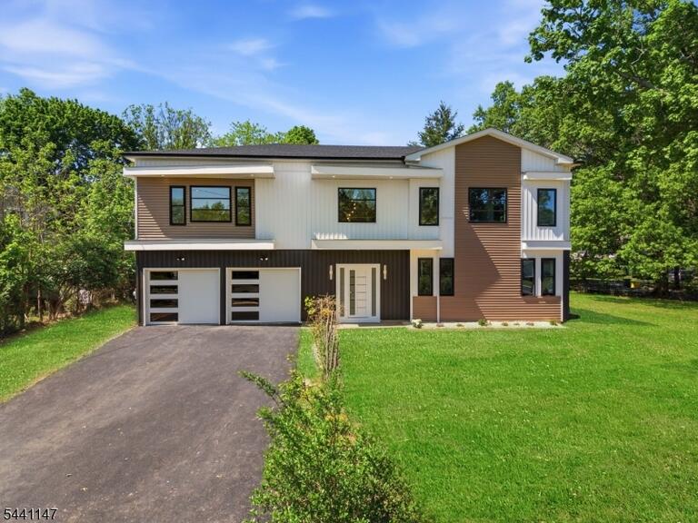 Property listing MLS 4036541 photo 44