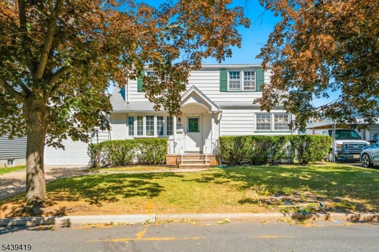 Property listing MLS 4036693 photo 3