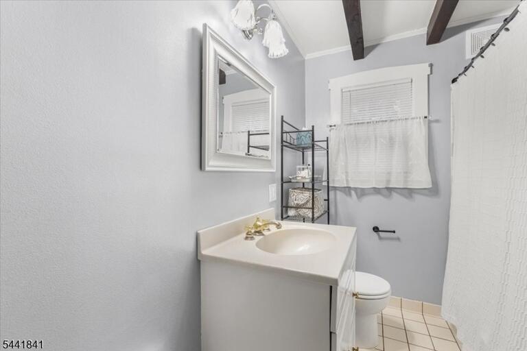 Property listing MLS 4036857 photo 14