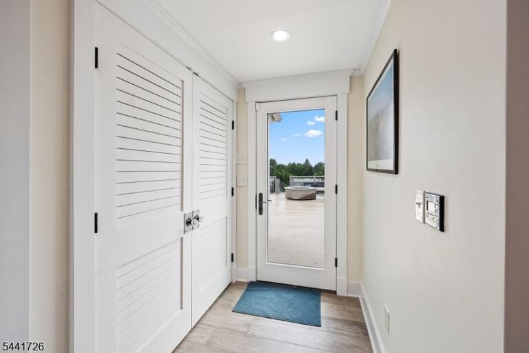 Property listing MLS 4036866 photo 23