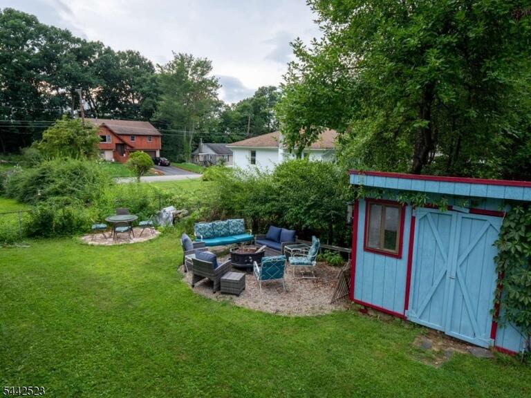 Property listing MLS 4036986 photo 3