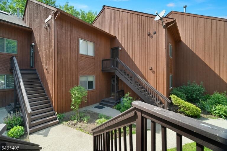 Property listing MLS 4038194 photo 4