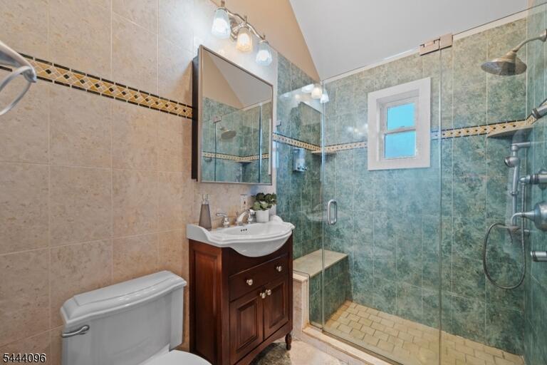 Property listing MLS 4038335 photo 24