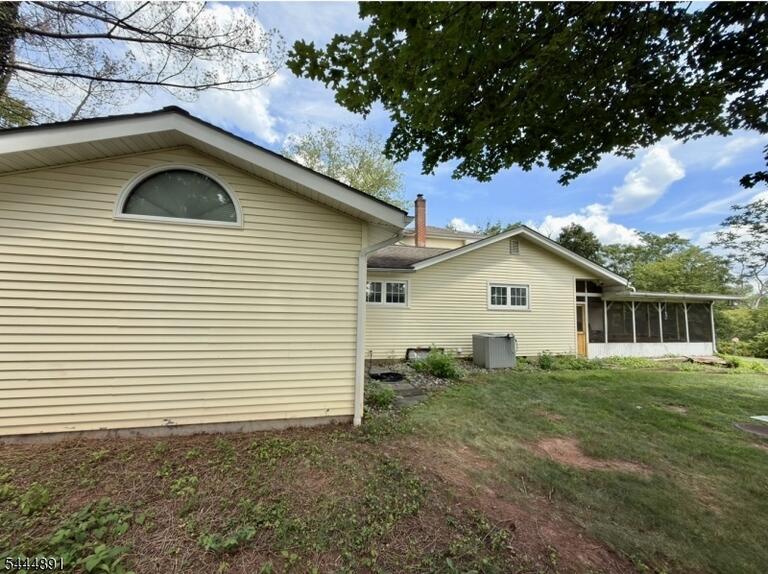 Property listing MLS 4038996 photo 27