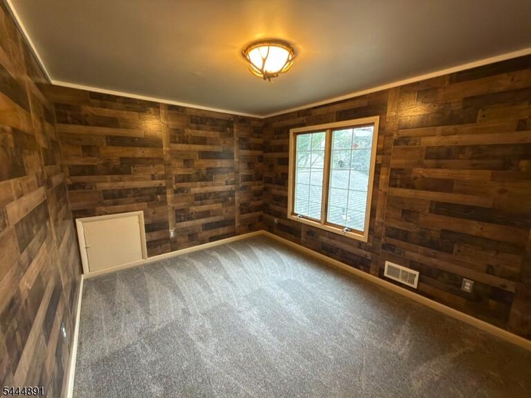 Property listing MLS 4038996 photo 4