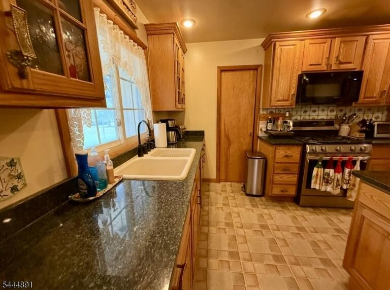 Property listing MLS 4038996 photo 42