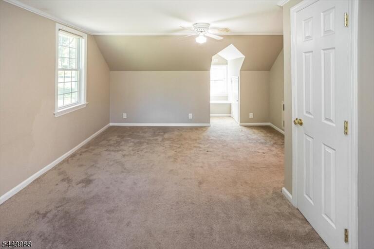 Property listing MLS 4039850 photo 24