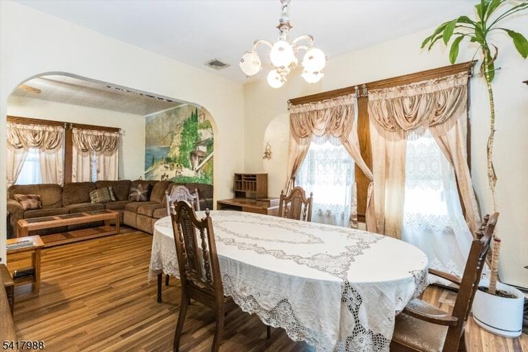 Property listing MLS 4040293 photo 12