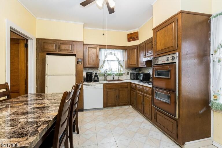 Property listing MLS 4040293 photo 15