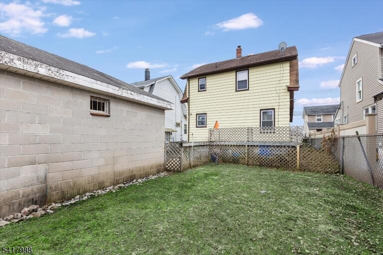 Property listing MLS 4040293 photo 27