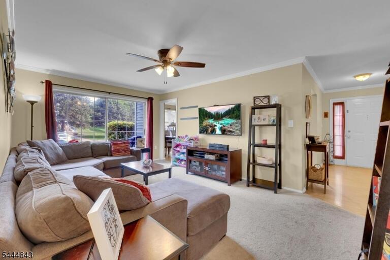Property listing MLS 4040392 photo 6