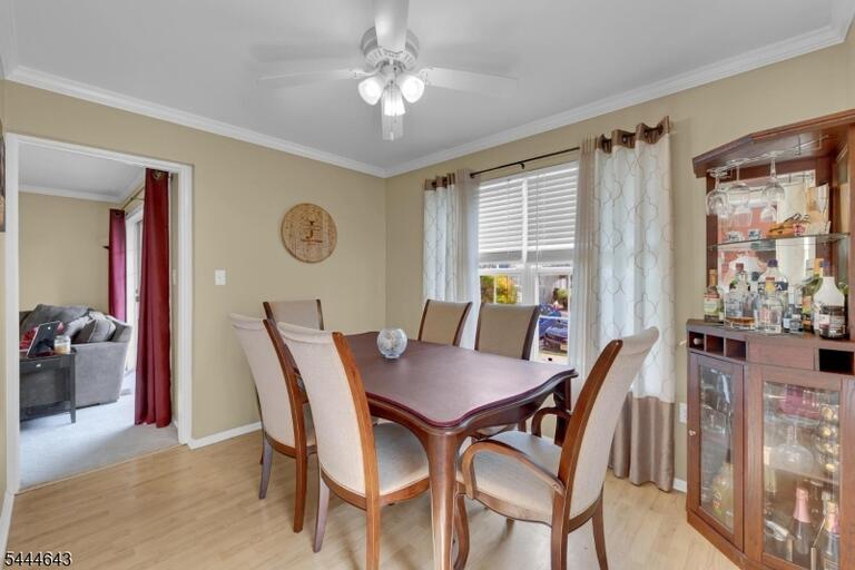Property listing MLS 4040392 photo 8