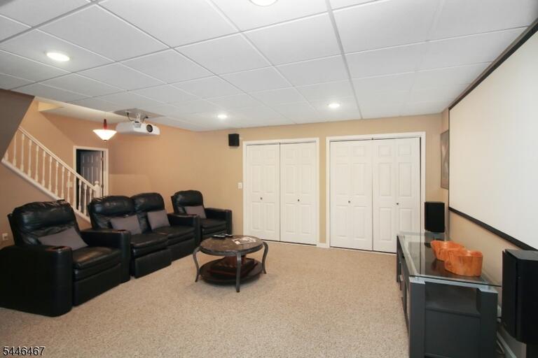 Property listing MLS 4040460 photo 30