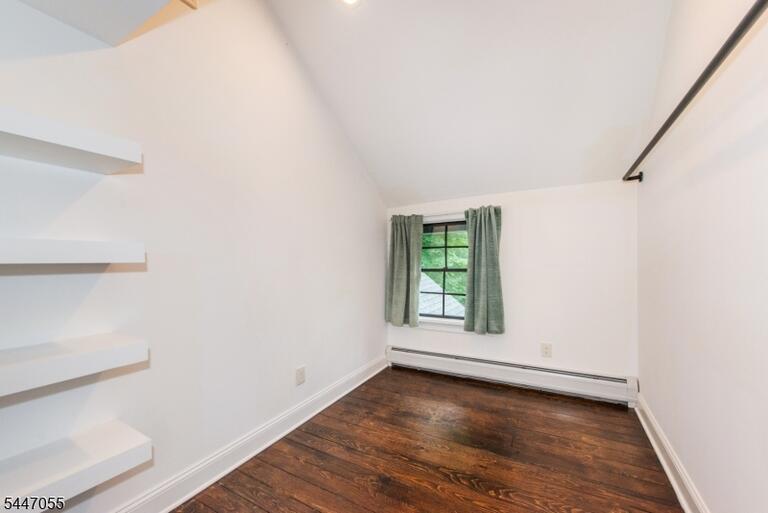 Property listing MLS 4041011 photo 16