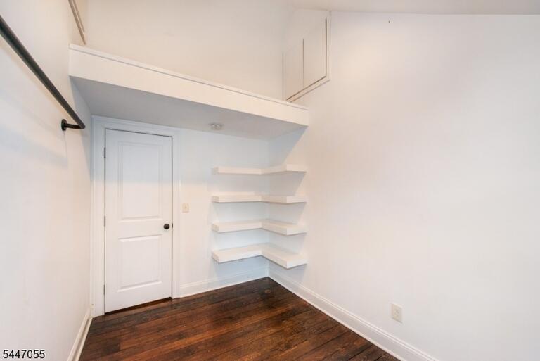 Property listing MLS 4041011 photo 17