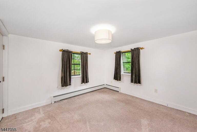 Property listing MLS 4041011 photo 21