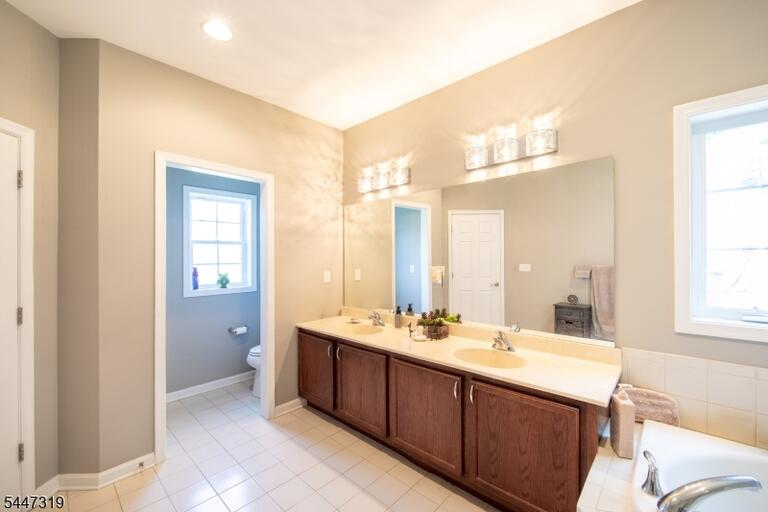 Property listing MLS 4041236 photo 19