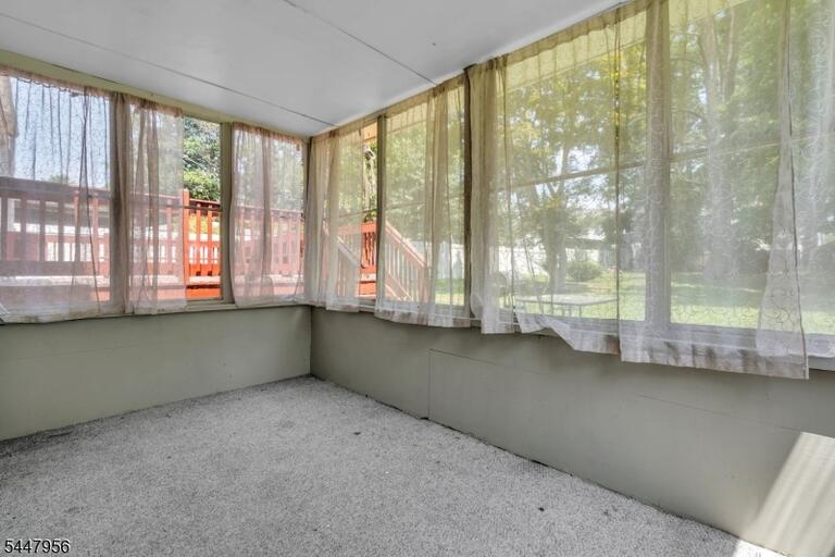 Property listing MLS 4041852 photo 15