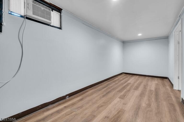 Property listing MLS 4041852 photo 16