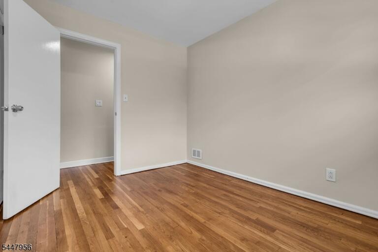 Property listing MLS 4041852 photo 18