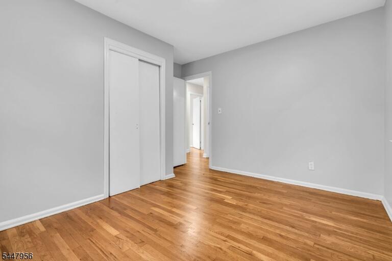 Property listing MLS 4041852 photo 23