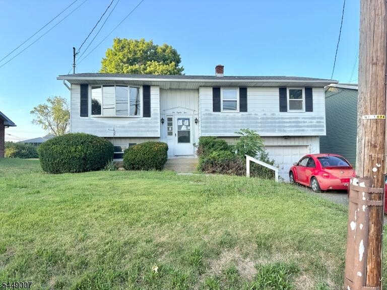 Property listing MLS 4042738 photo 1