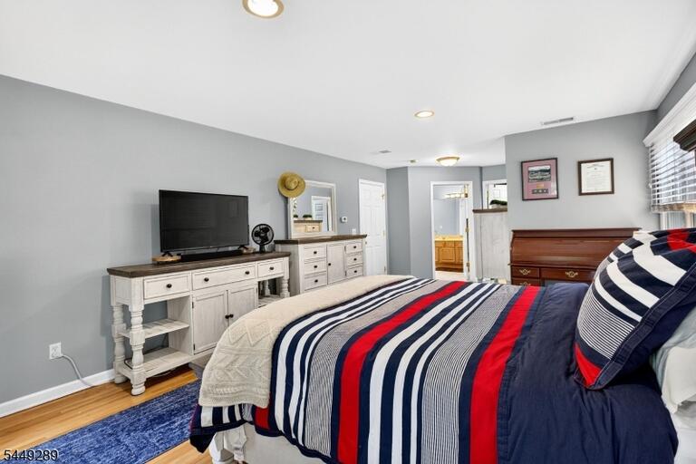 Property listing MLS 4043013 photo 15