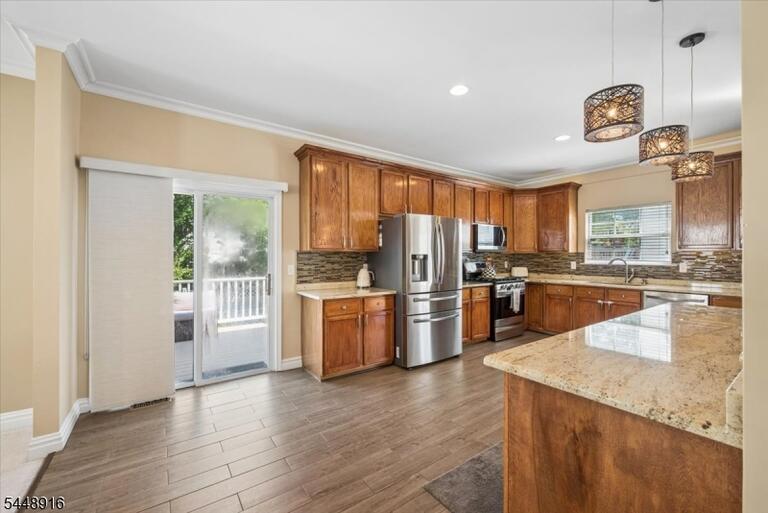 Property listing MLS 4043163 photo 8