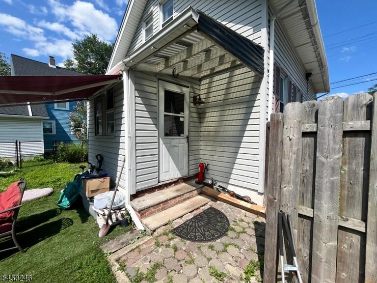 Property listing MLS 4043780 photo 29