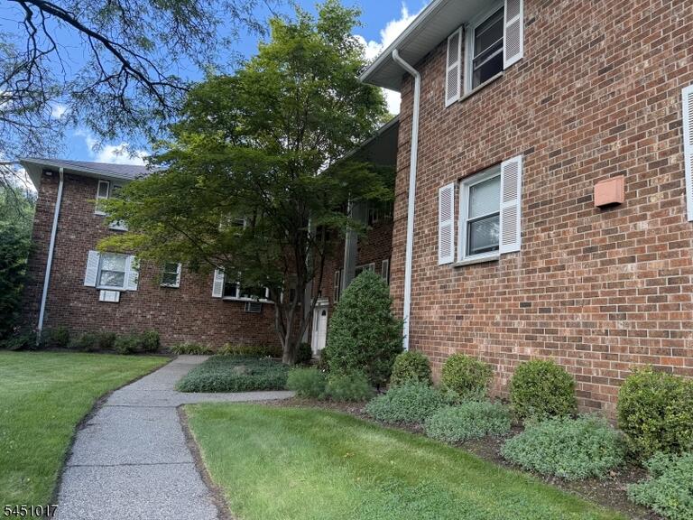 Property listing MLS 4044422 photo 8
