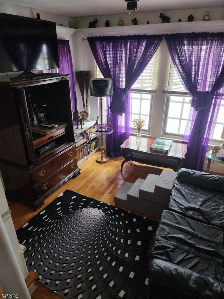Property listing MLS 4045268 photo 9