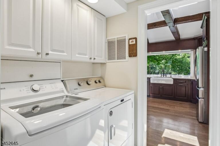 Property listing MLS 4047470 photo 15