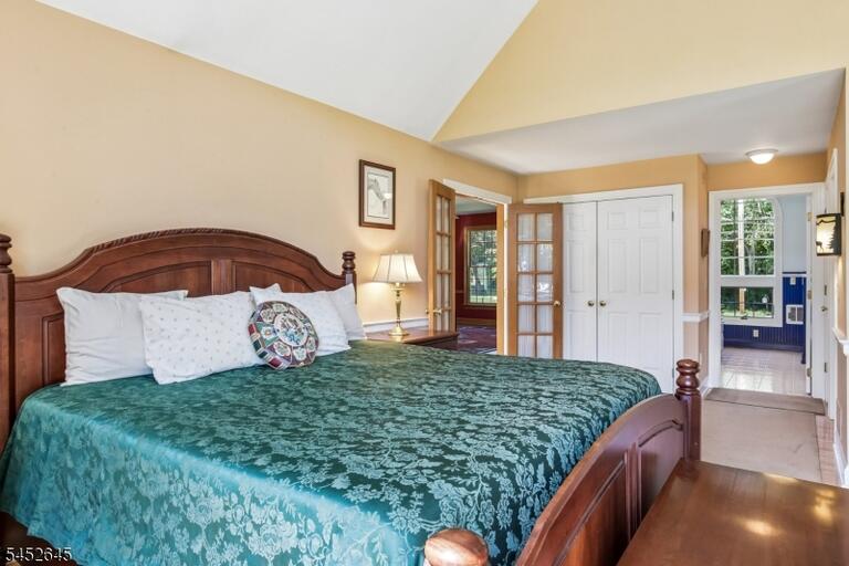 Property listing MLS 4047470 photo 24