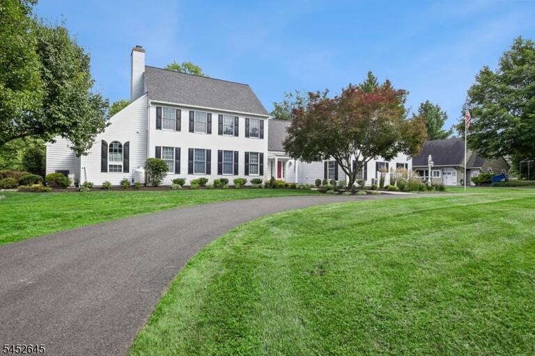 Property listing MLS 4047470 photo 4