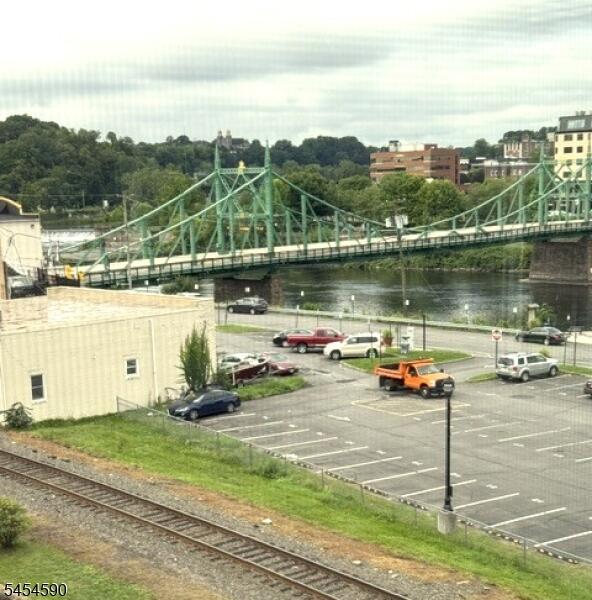 image-4047495-19.jpeg
