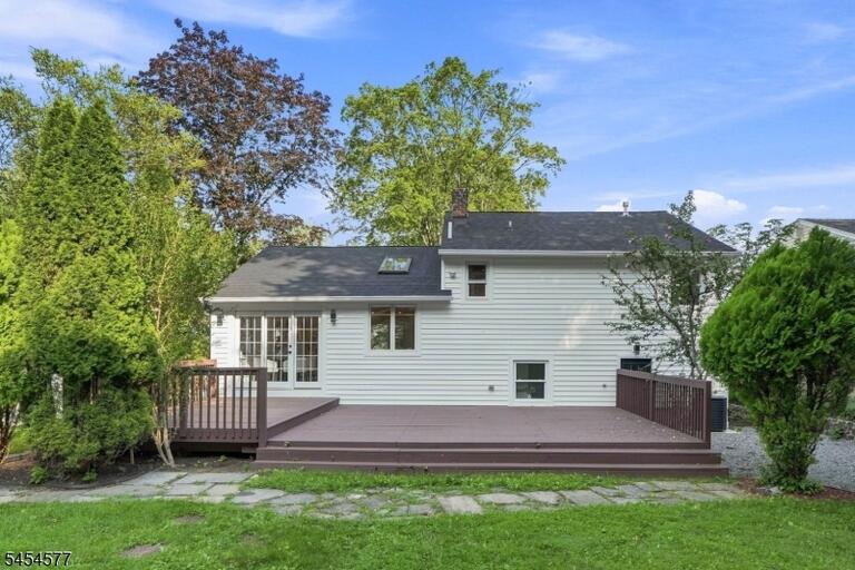 Property listing MLS 4047513 photo 9