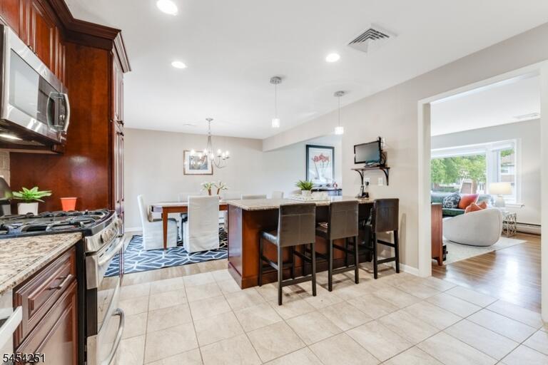 Property listing MLS 4047701 photo 13