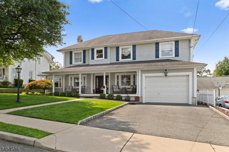 Property listing MLS 4047796 photo 2