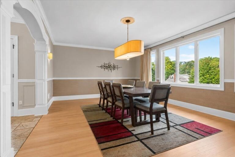 Property listing MLS 4048276 photo 11