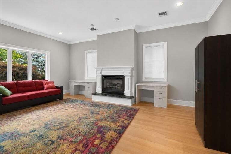 Property listing MLS 4048276 photo 13