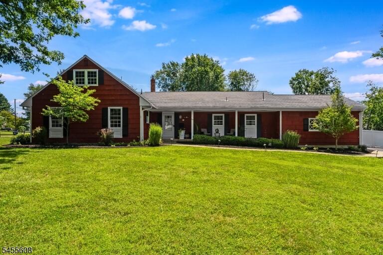 Property listing MLS 4048490 photo 38