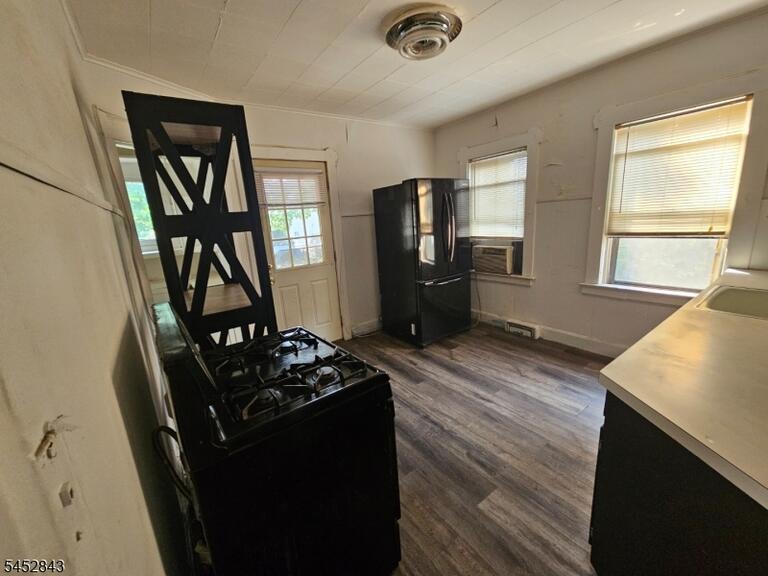 Property listing MLS 4048522 photo 5