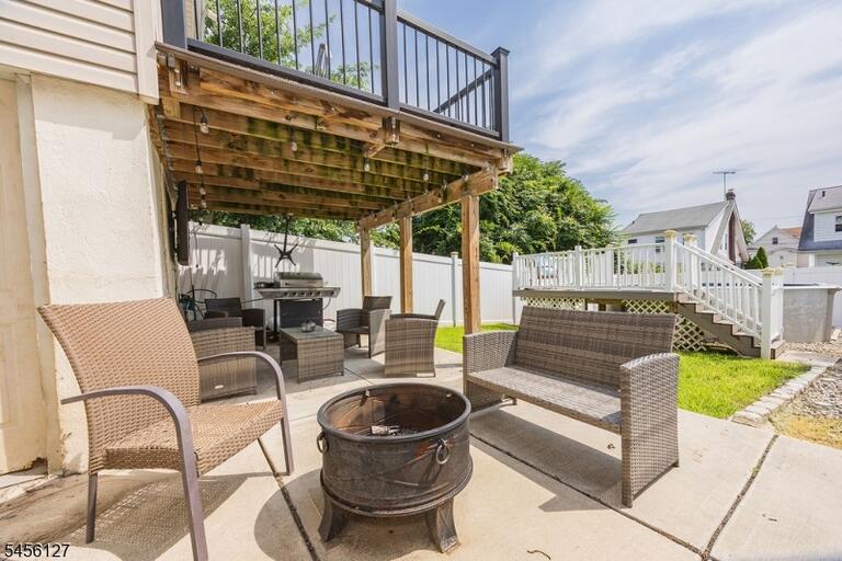 Property listing MLS 4048792 photo 15