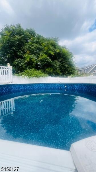 Property listing MLS 4048792 photo 18