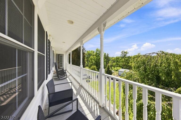Property listing MLS 4048848 photo 19